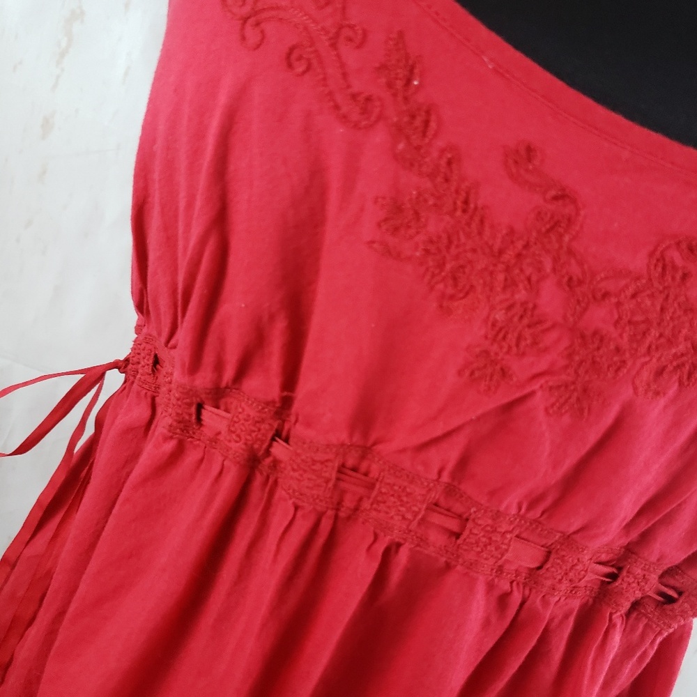 Lucky Brand Floral Embroidered Cami Sz M GUC Red - Picture 4 of 7